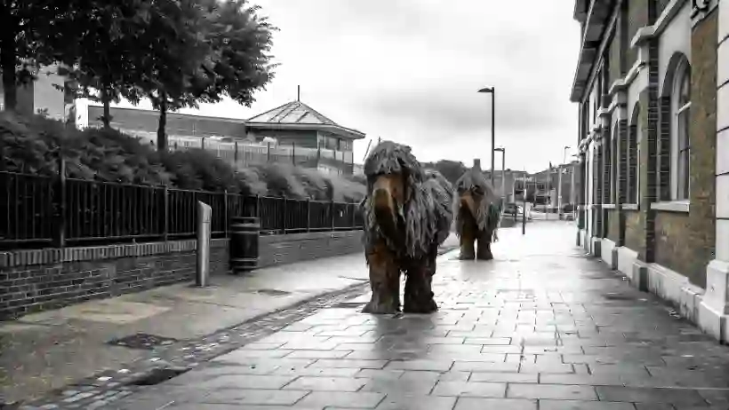 Impact of Clare Bell's literary vision on animal fantasy genre